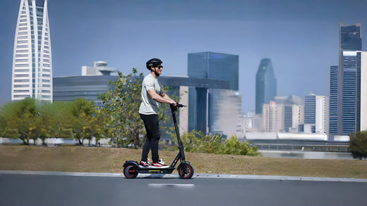 Revolutionizing Urban Commutes with the iScooter i10 Max 96km