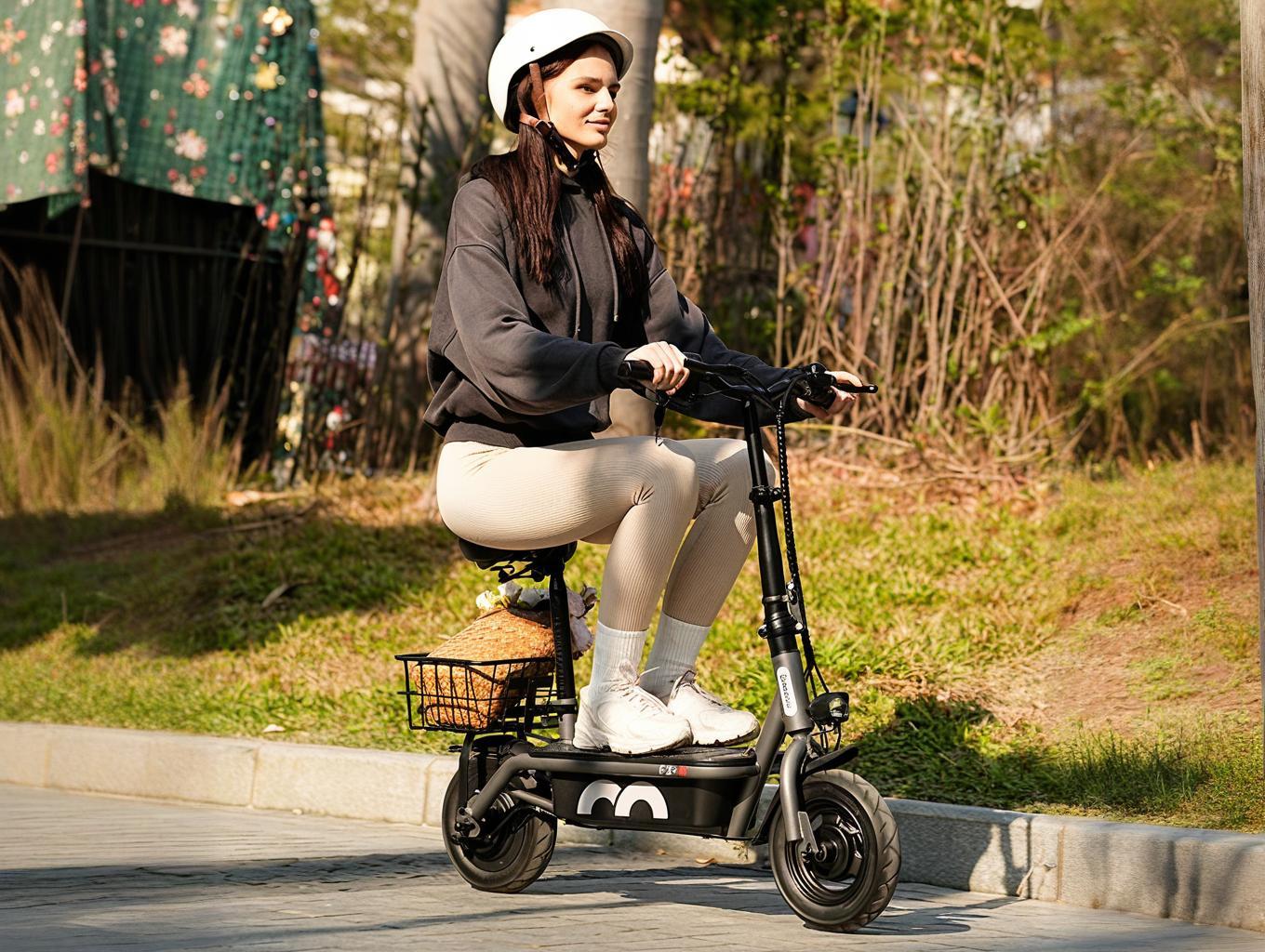 The iScooterF2: Your Ideal Urban Mobility Companion