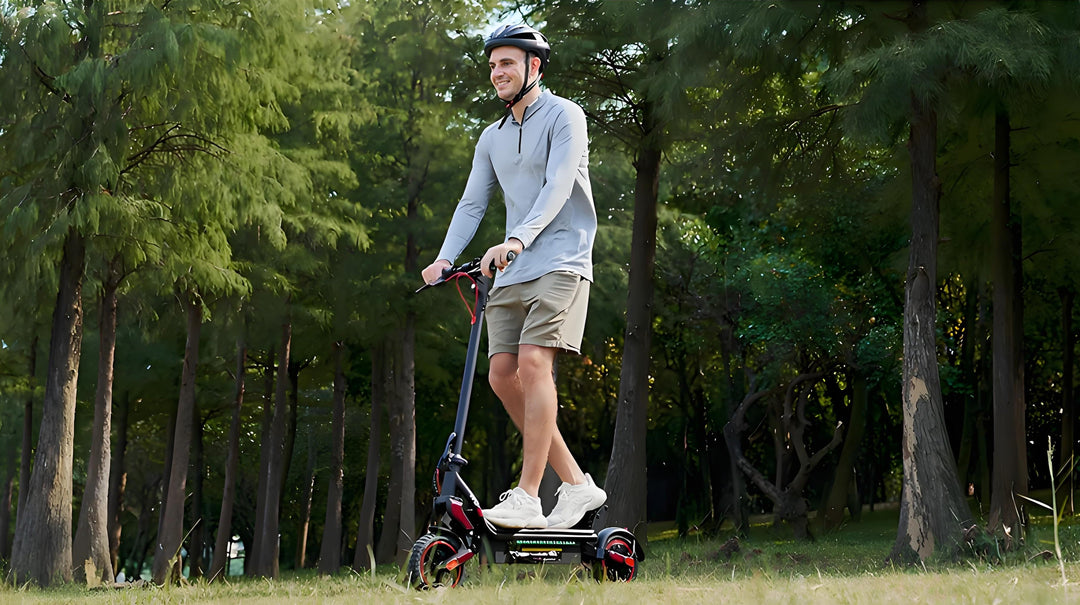 The iScooter w8 shuttles between urban areas and the outdoors.